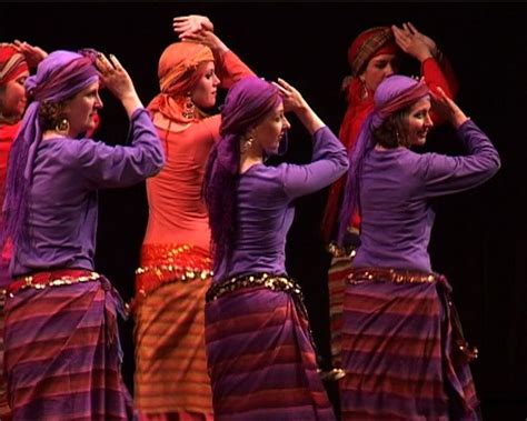 bedlah|What is Egyptian Raqs Sharqi and Cabaret Style